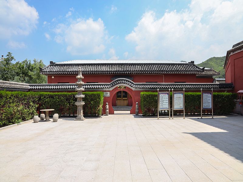 天寿陵园和凤凰山陵园距离近吗(天寿陵园和凤凰山陵园两个陵园如何选) 天寿陵园和凤凰山陵园距离近吗(天寿陵园和凤凰山陵园两个陵园如何选)