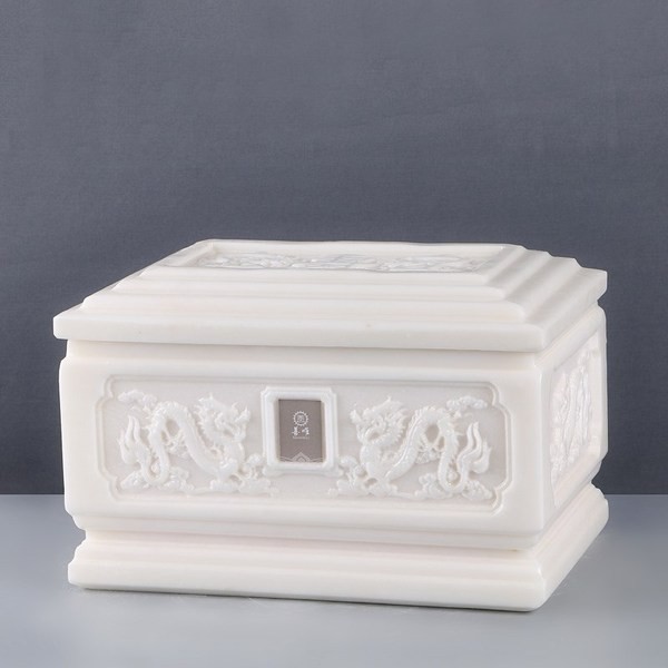 骨灰火化后用打伞吗(骨灰为什么不可见光) 骨灰火化后用打伞吗(骨灰为什么不可见光)